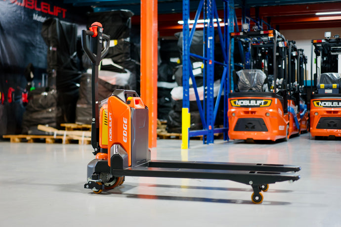 Revolutionizing the Industry: How Electric Pallet Trucks Are Transforming Material Handling