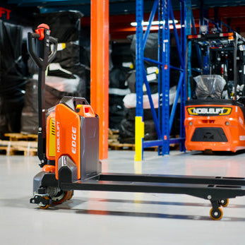 Revolutionizing the Industry: How Electric Pallet Trucks Are Transforming Material Handling